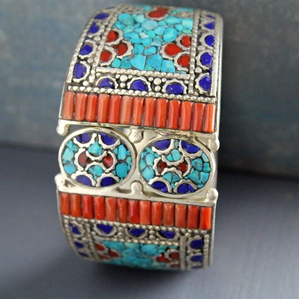 Indian metal and stones ethnic bangle