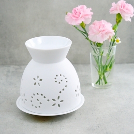 Ceramic essential oil burner white color