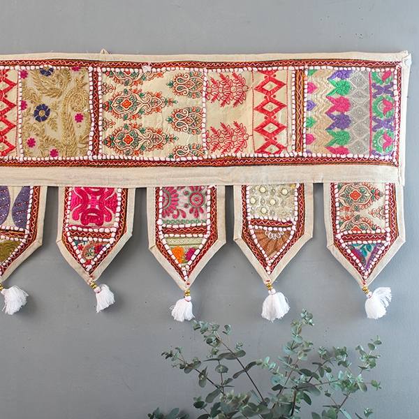 Toran décoration indienne pour porte Patchwork blanc