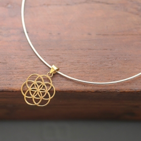 Flower au life symbol golden brass pendant