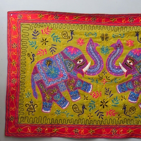 Tissu mural indien brodé en coton Eléphants