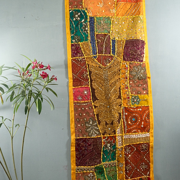 Tissu mural indien artisanal Patchwork jaune