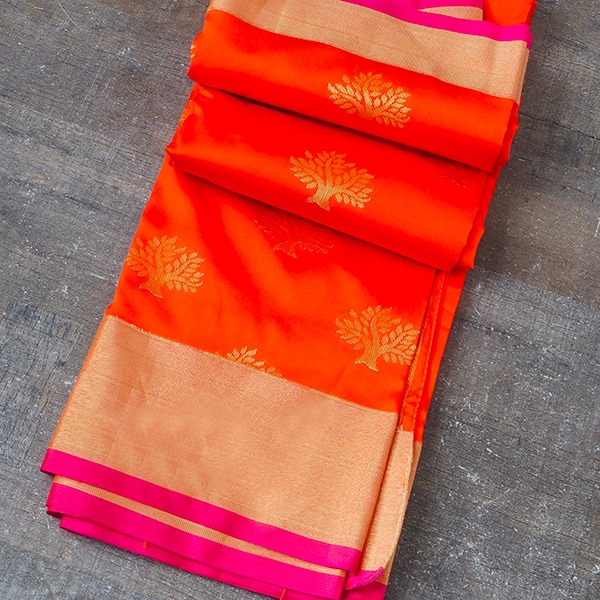 Saree indien complet satiné orange et doré