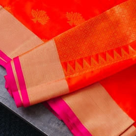 Saree indien satiné orange et doré