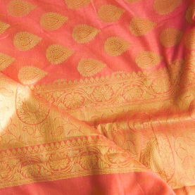 Saree indien en coton rose et doré