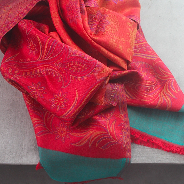 Indian Jamawar cotton scarf red and green colors