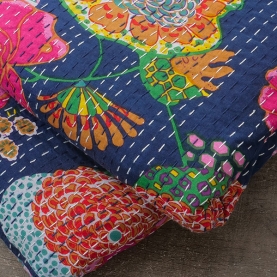 Dessus de lit indien Kantha artisanal imprimé