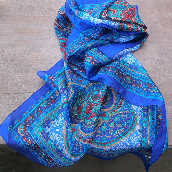 Foulard indien en soie imprimé marine et cyan