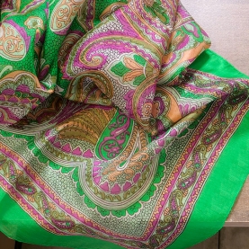 Foulard indien en soie carré vert et violet