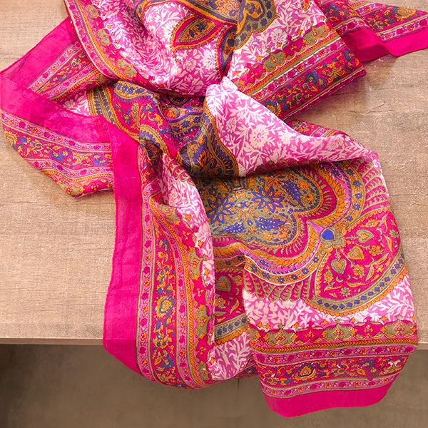 Foulard indien en soie chic rose et vert