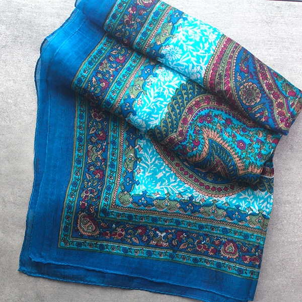 Foulard indien en soie chic marine et cyan