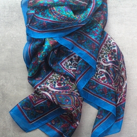 Foulard indien en soie chic bleu et rose