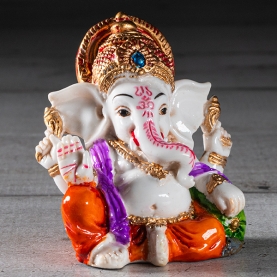 Indian hindu god Ganesh statue