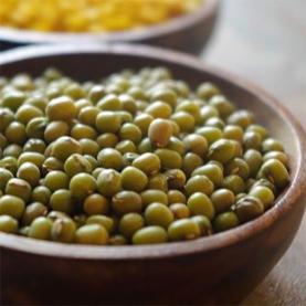 Indian whole mung beans