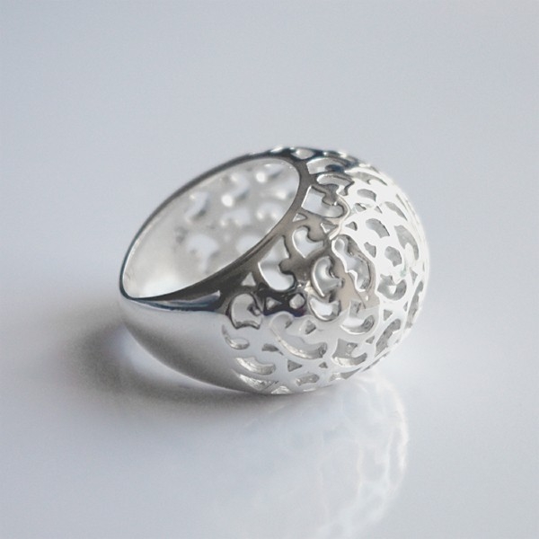 Indian silver ring Bee T57