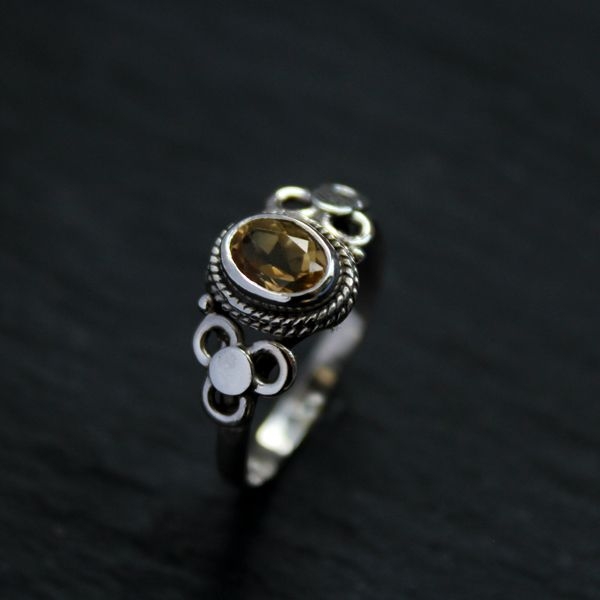 Bague indienne argent et citrine