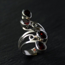 Indian silver ring and garnets