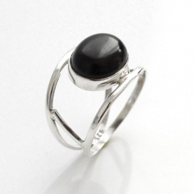 Indian silver ring and black onyx T9