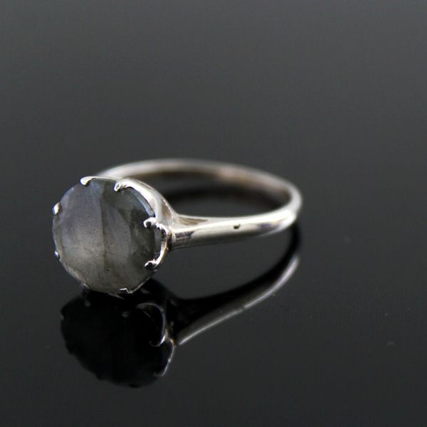 Indian silver ring with labradorite S8